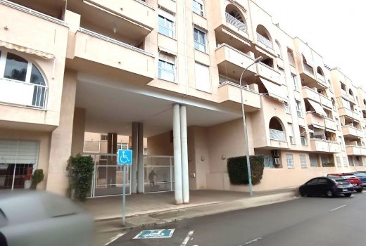 Garage / Parking Spaces - Resale - San Juan - Pueblo