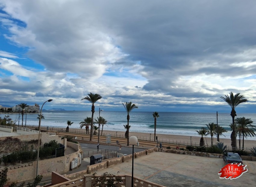 Location Longue Durée - Appartement -
El campello - Plage