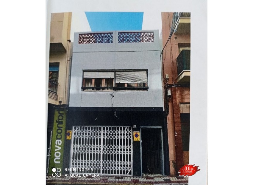 Long Term Rentals  - Premises -
El Campello - Center