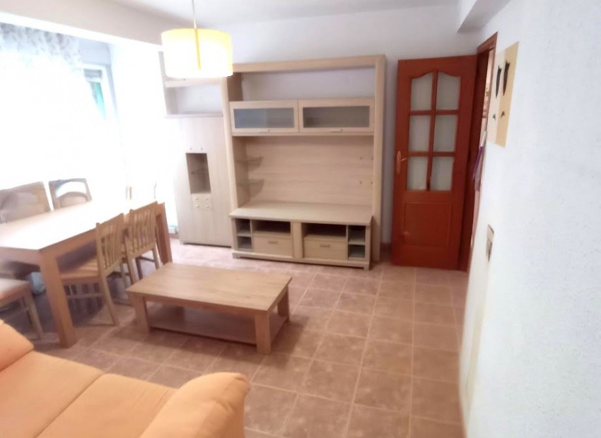 Resale - Appartment -
Alicante - Center