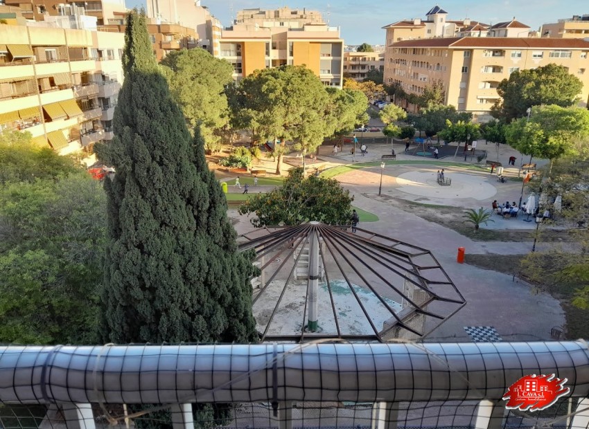 Resale - Penthouse -
San Juan - Pueblo