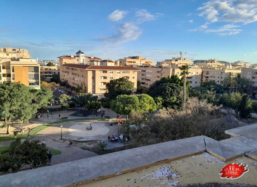 Resale - Penthouse -
San Juan - Pueblo