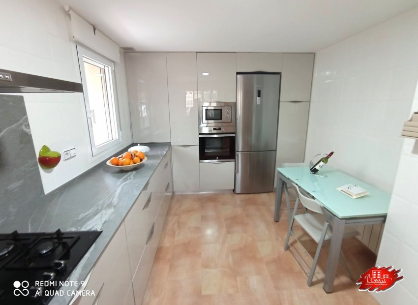 Resale - Villa -
Muchamiel - La huerta