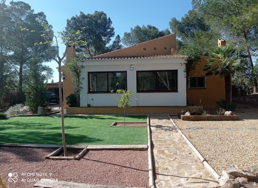Venta - Chalet -
Alicante - Alrededores