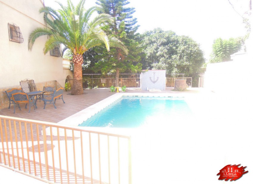 Venta - Chalet -
Busot - hoya de los patos