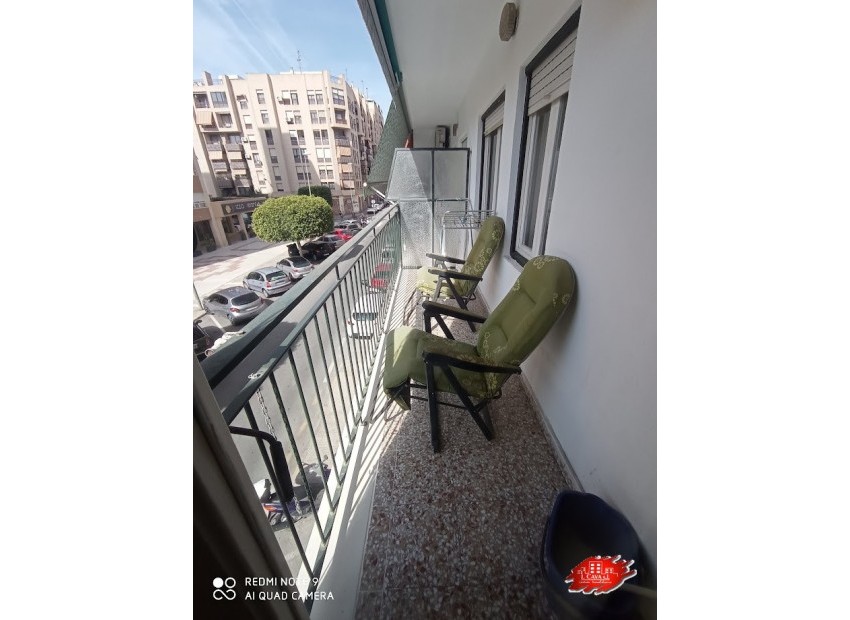 Venta - Piso -
San Juan - Pueblo