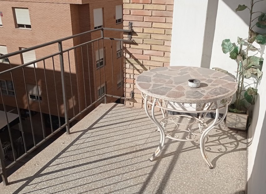 Venta - Piso -
San Juan - Pueblo