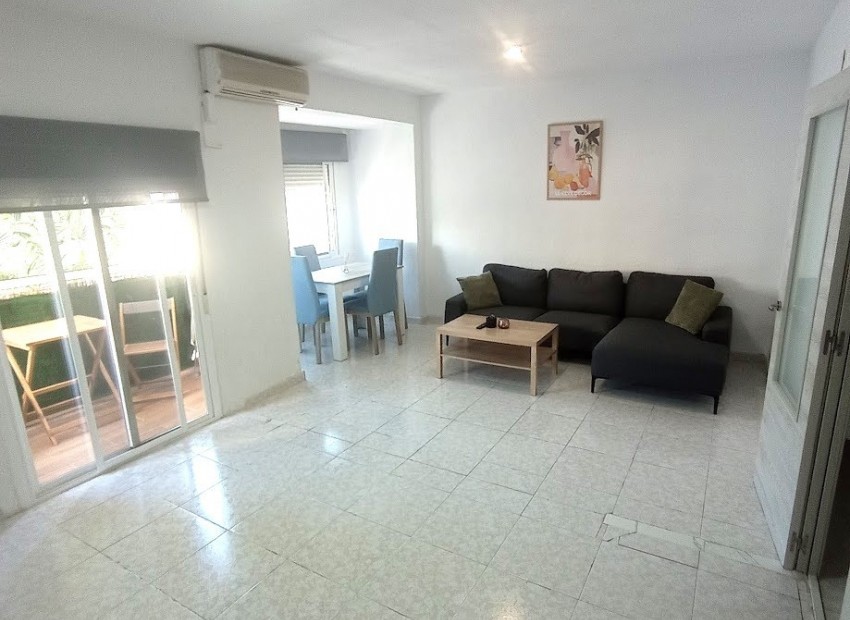 Venta - Piso -
San Juan - Pueblo
