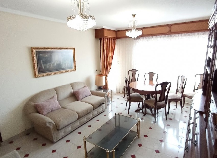 Venta - Piso -
San Juan - Pueblo