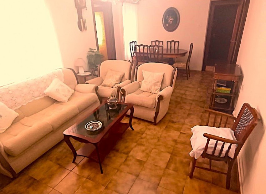 Venta - Piso -
San Juan - Pueblo