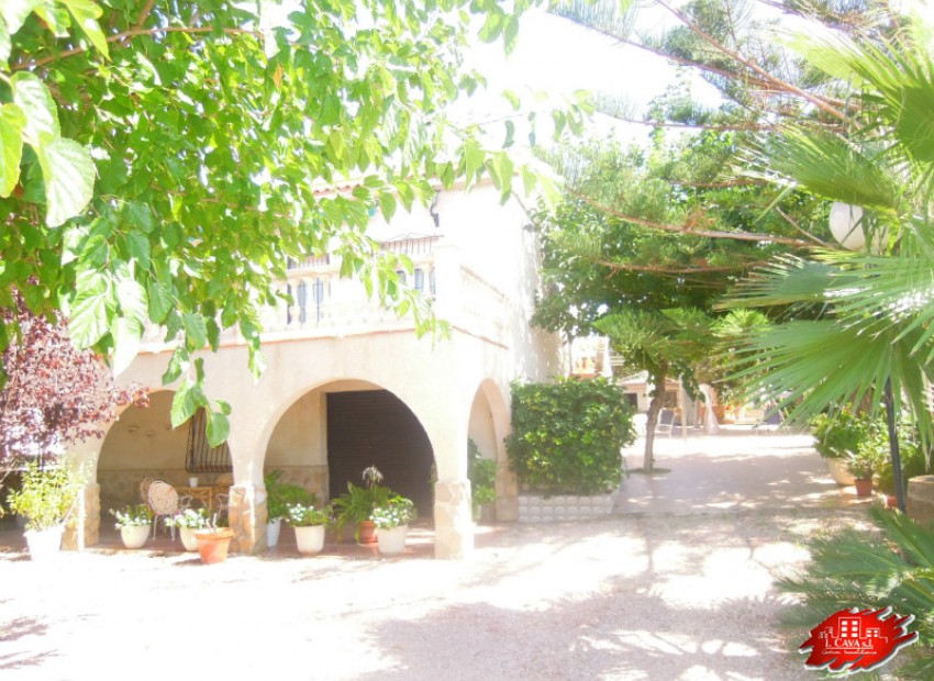 Vente - Villa -
Busot - HOYA DE LOS PATOS