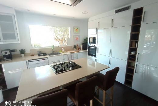 Venta - Chalet -
Alicante - Alrededores