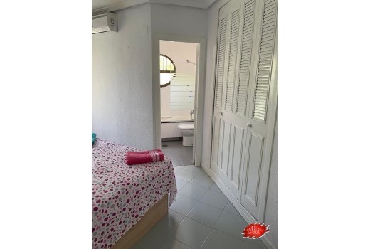 Vente - Bungalow -
San Juan - Pueblo