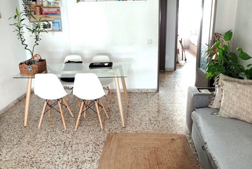 Venta - Piso -
San Juan - Pueblo