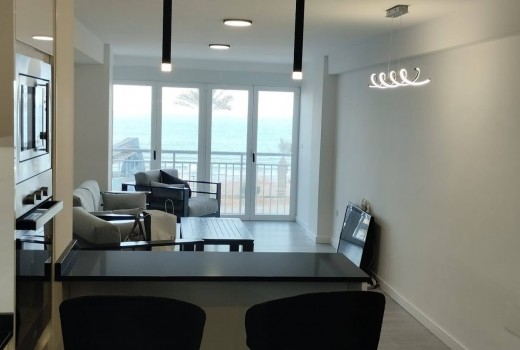 Alquiler - Piso -
El Campello - Playa