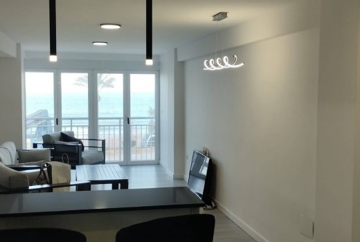 Alquiler - Piso -
El Campello - Playa