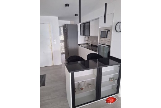 Alquiler - Piso -
El Campello - Playa