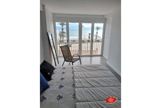 Alquiler - Piso -
El Campello - Playa