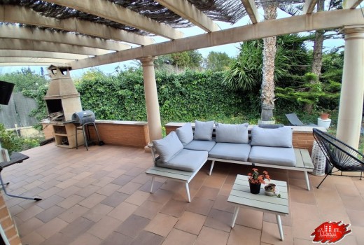 Resale - Villa -
Muchamiel - La huerta