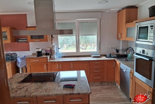 Resale - Villa -
Muchamiel - La huerta