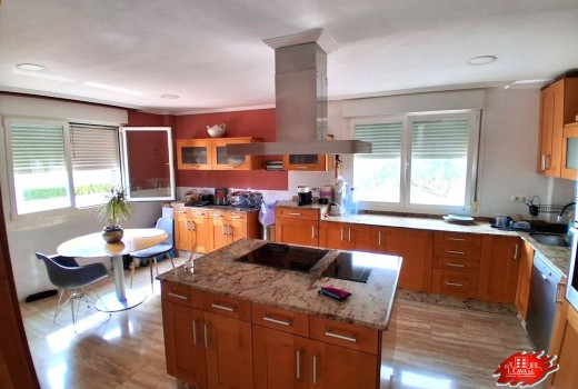 Resale - Villa -
Muchamiel - La huerta