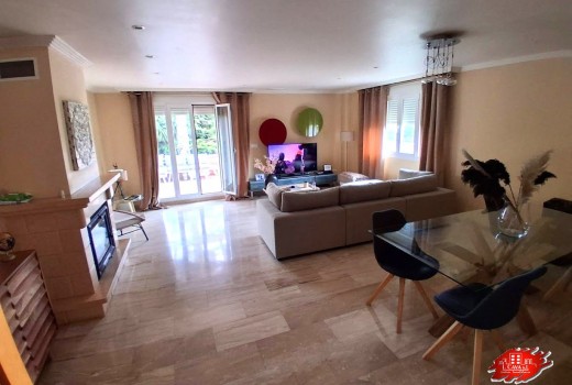 Resale - Villa -
Muchamiel - La huerta