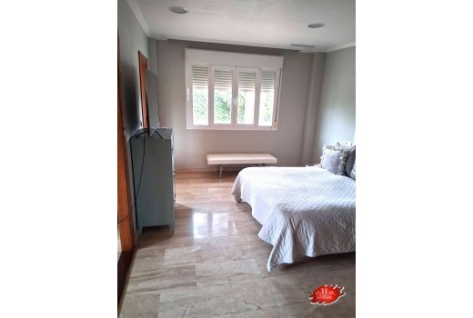 Resale - Villa -
Muchamiel - La huerta