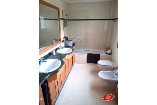 Resale - Villa -
Muchamiel - La huerta