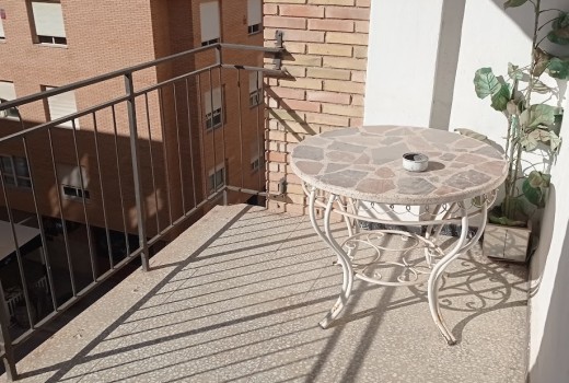Venta - Piso -
San Juan - Pueblo