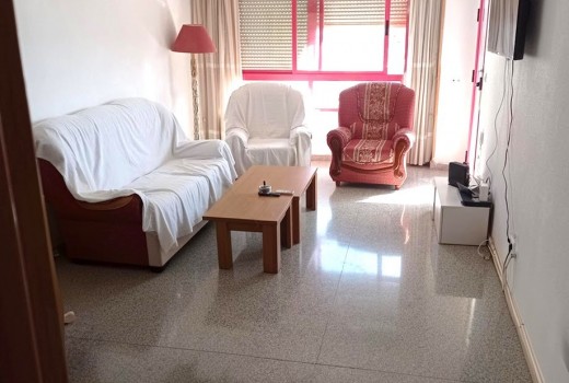 Venta - Piso -
San Juan - Pueblo