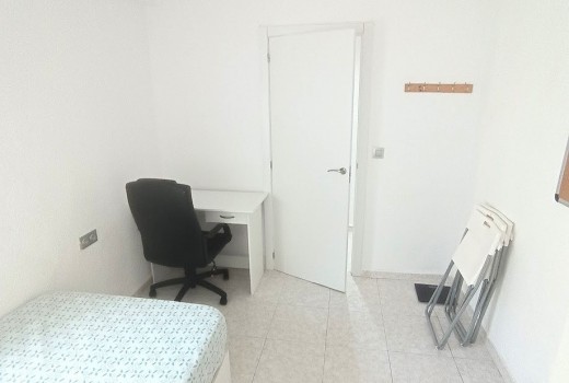 Venta - Piso -
San Juan - Pueblo