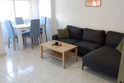 Venta - Piso -
San Juan - Pueblo