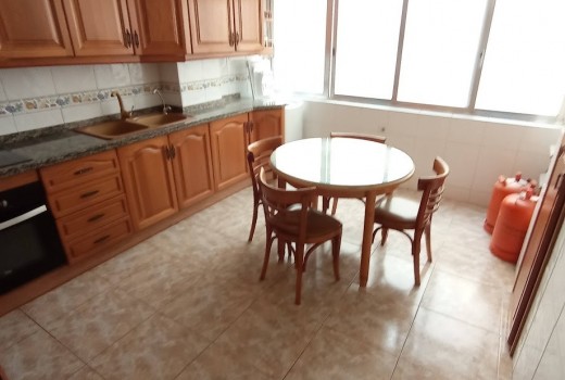 Venta - Piso -
Alicante - Centro