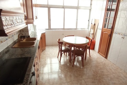 Venta - Piso -
Alicante - Centro