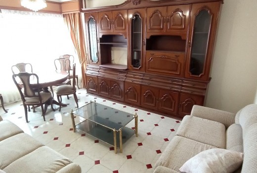 Venta - Piso -
San Juan - Pueblo