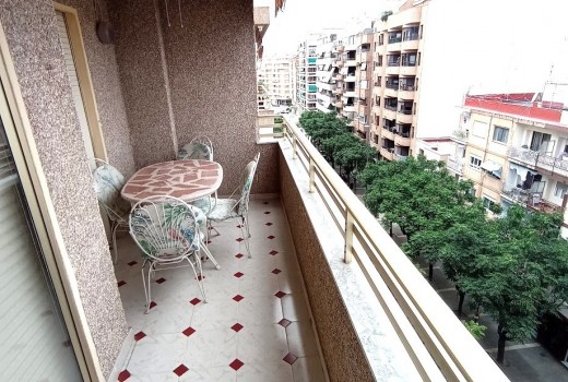 Venta - Piso -
San Juan - Pueblo