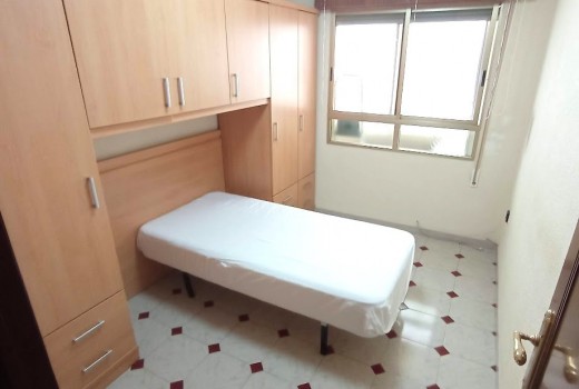 Venta - Piso -
San Juan - Pueblo