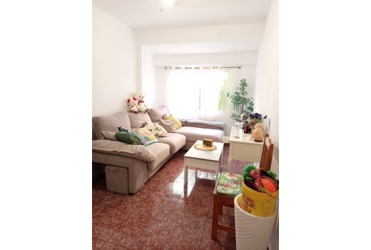 Venta - Piso -
San Juan - Pueblo