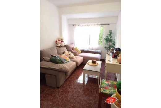 Venta - Piso -
San Juan - Pueblo