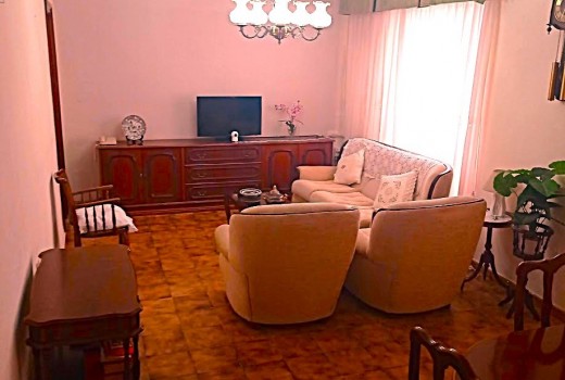 Venta - Piso -
San Juan - Pueblo