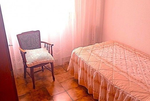 Venta - Piso -
San Juan - Pueblo