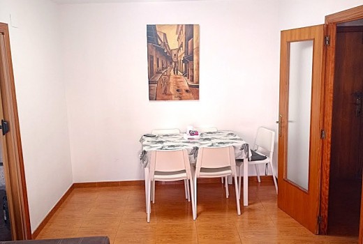 Venta - Piso -
San Juan - Pueblo