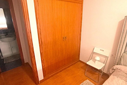 Venta - Piso -
San Juan - Pueblo