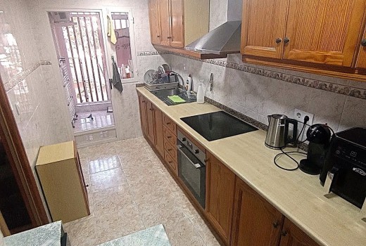 Venta - Piso -
San Juan - Pueblo