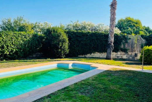 Venta - Chalet -
Muchamiel - La huerta 