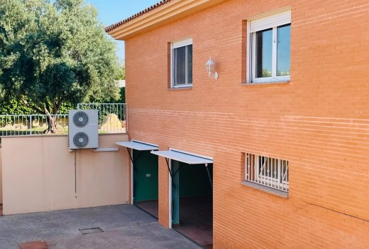 Venta - Chalet -
Muchamiel - La huerta 