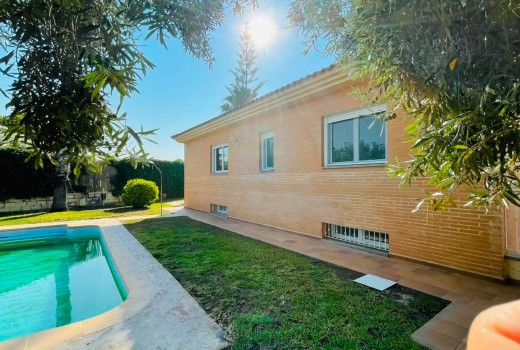 Venta - Chalet -
Muchamiel - La huerta 