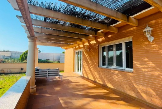 Venta - Chalet -
Muchamiel - La huerta 