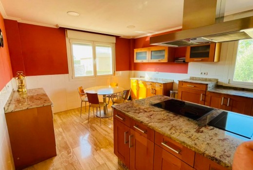 Venta - Chalet -
Muchamiel - La huerta 