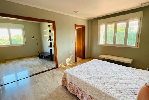 Venta - Chalet -
Muchamiel - La huerta 